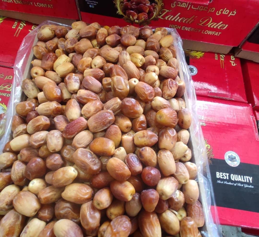 تصویر 4 از بهترین خرما زاهدی درجه یک داخلی صادراتی قیمت مناسب کیفیت عالی