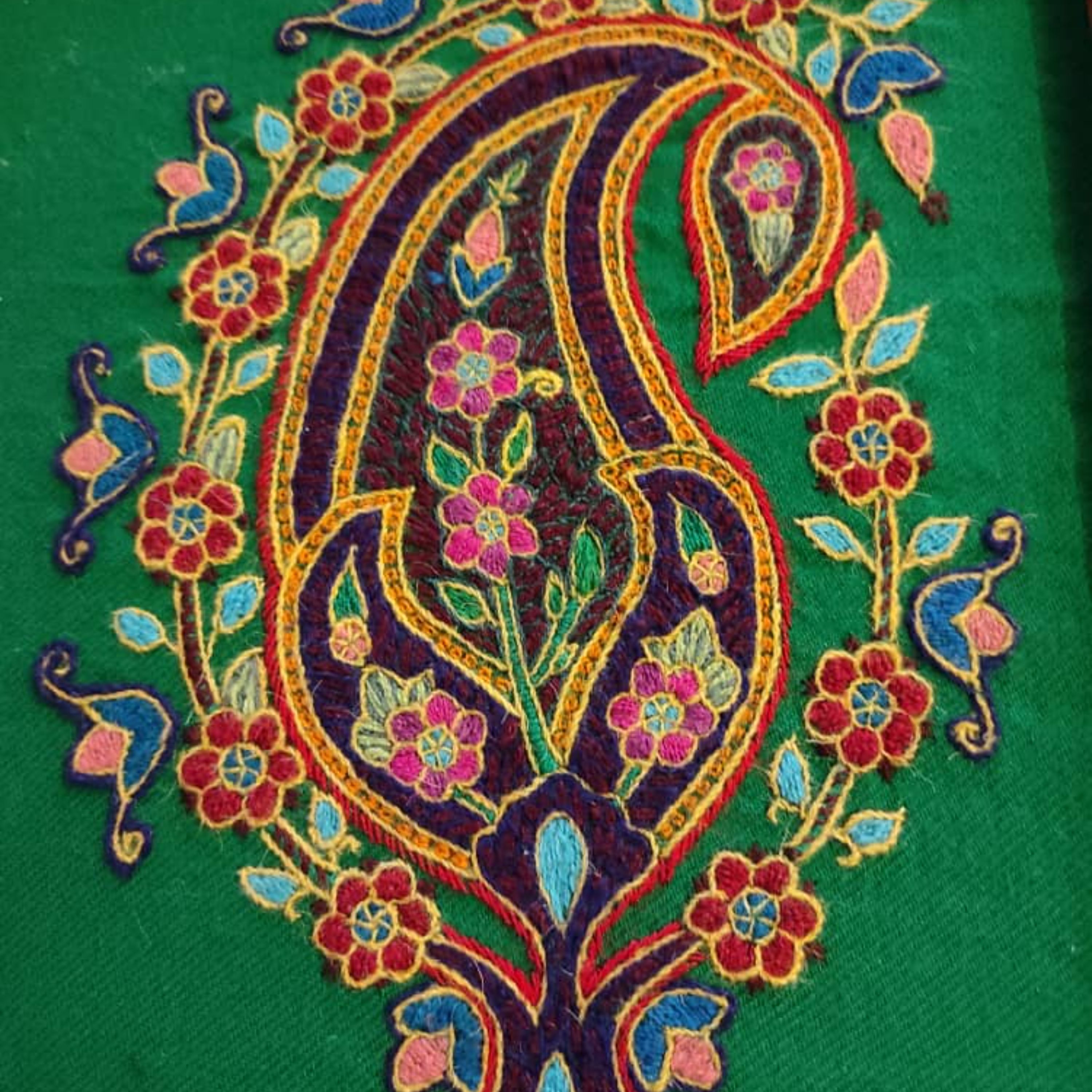 تصویر 2 از جانماز پته سبز نخی سنتی هنر اصیل کرمان