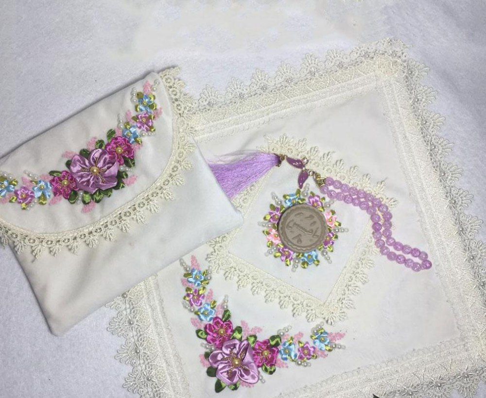 تصویر 1 از سجاده و جانماز عروس ابریشمی دانتل دار