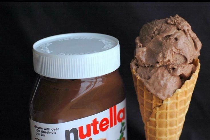 بستنی نوتلا اسکوپی بدون گلوتن با طعم شکلاتی ناب