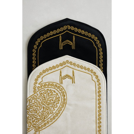 سجاده زن و شوهری با طراحی زیبا و مدرن