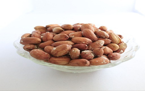 تصویر 3 از بادام زمینی آستارا با کیفیت ممتاز و طعم طبیعی