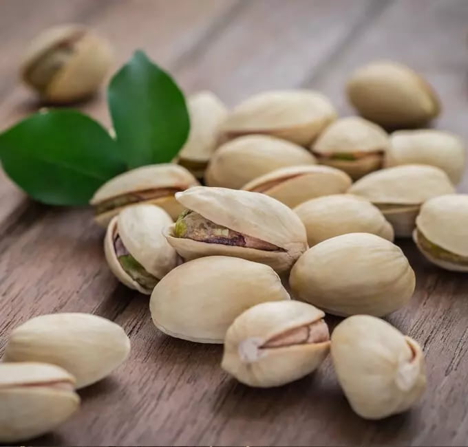 پسته کله‌ قوچی ممتاز با مغز کامل و کیفیت عالی مخصوص شب یلدا