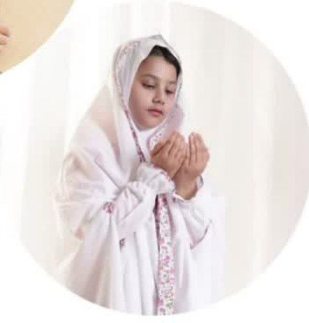 سجاده جشن تکلیف رنگارنگ با نقش شادی‌ آفرین