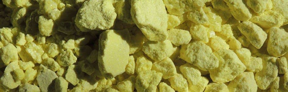 گوگرد گرانول معدنی با ساختار بلوری دانه‌ بندی‌ شده