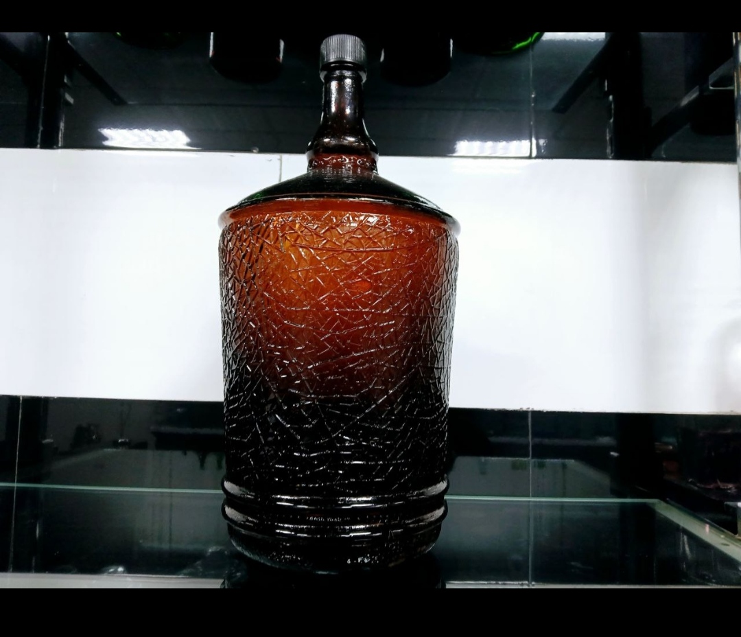 تصویر 1 از خرید و فروش بطری شیشه ای 6 لیتری با شرایط فوق العاده