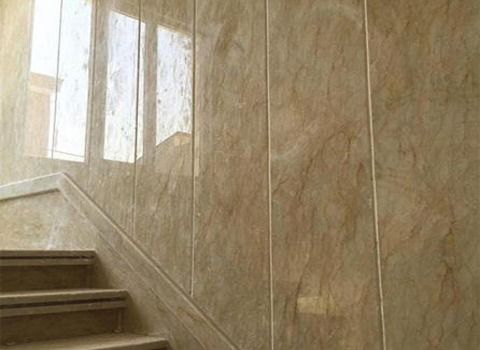 تصویر 1 از سنگ مرمریت طلایی خوی با جذب آب کم مناسب نما