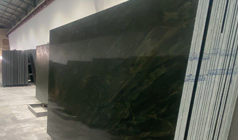 تصویر 1 از سنگ مرمریت سبز بیرجند مقاومت سایشی و فشاری بسیار بالا