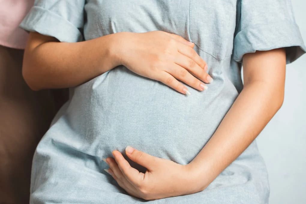 تصویر 2 از گان مامایی لباس تخصصی برای زایمان