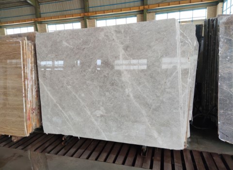 سنگ مرمریت طوسی ارسنجان مناسب پوشش کف سالن های پر تردد