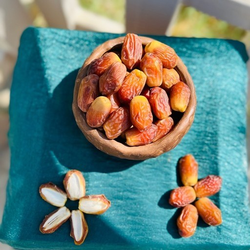 خرما زاهدی بسته بندی با کیفیت بالا و متنوع