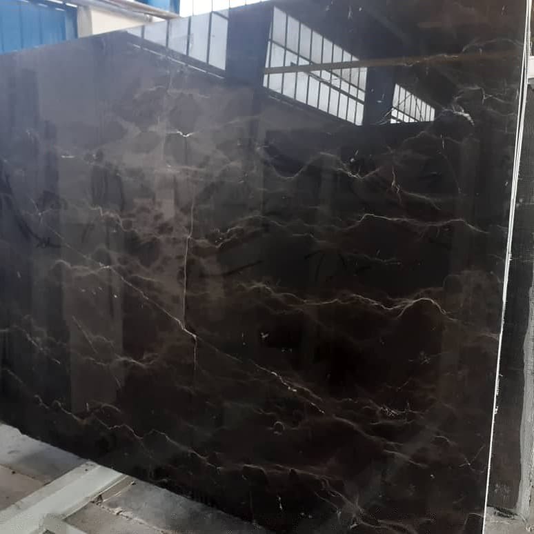 تصویر 3 از سنگ مرمریت مشکی دهبید مناسب پوشش پشت کانتر و میز های کوچک