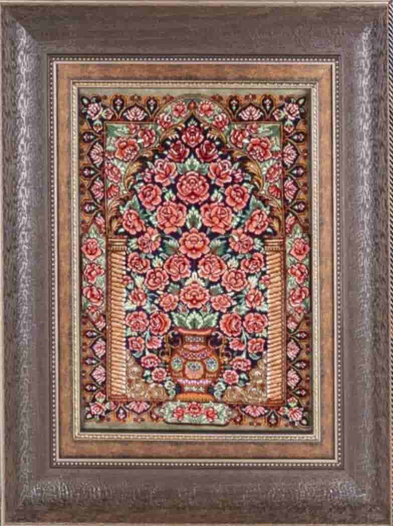 تصویر 1 از تابلو فرش دستباف طرح سنتی مناسب دکوراسیون کلاسیک