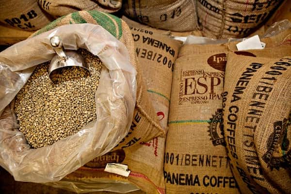 تصویر 2 از گونی کنفی طرح دار مناسب حمل و نگهداری غلات و حبوبات با دوام طولانی