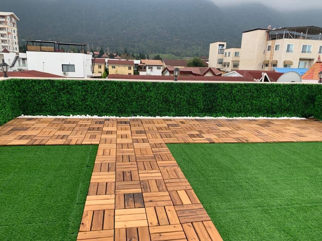 چمن مصنوعی پشت بام گزینه‌ ای عالی برای طراحی محوطه