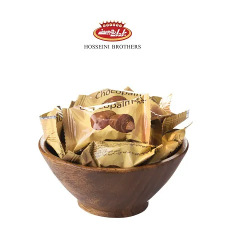 خرما شکلاتی برادران حسینی دارای بافت نرم