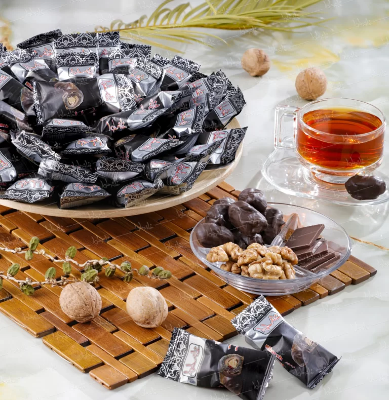 تصویر 2 از خرما شکلاتی یزد با طعم طبیعی و تازه خرما