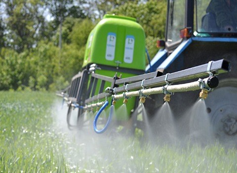 سمپاش پشت تراکتوری دست دوم برای تجهیز زراعت