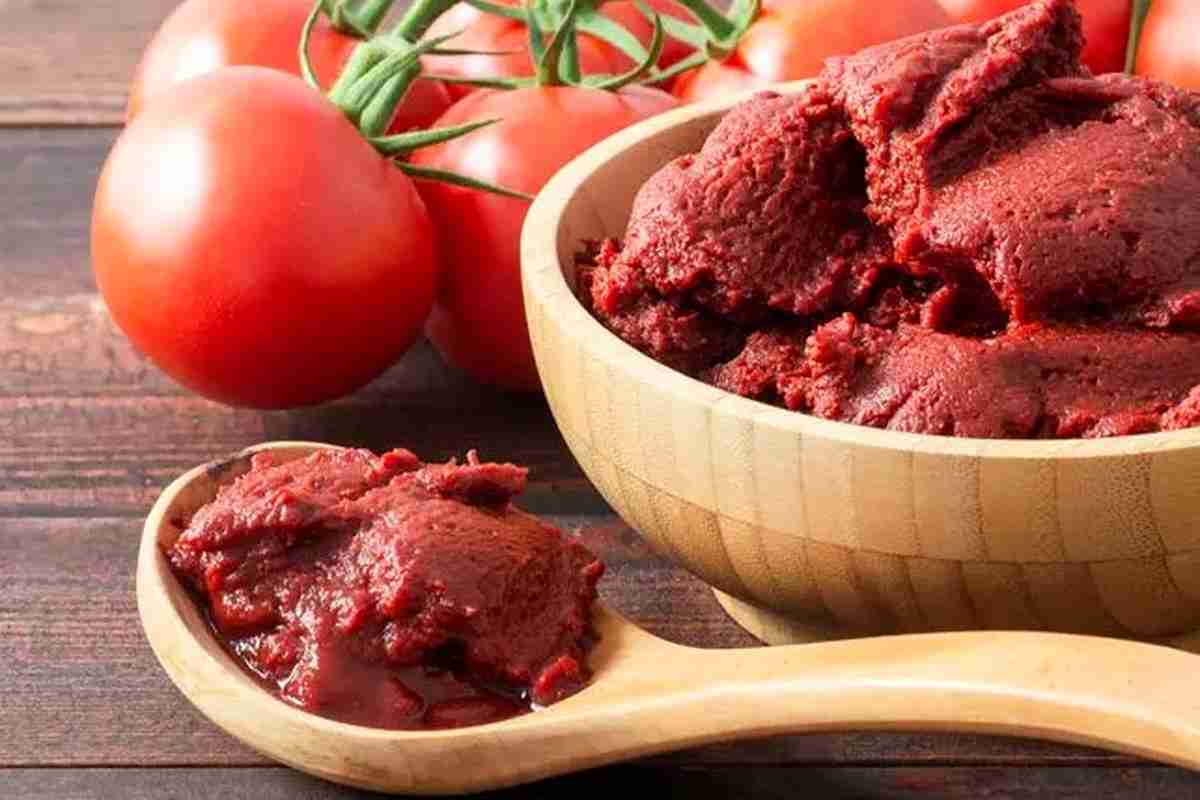 رب گوجه فرنگی طبیعی خالص بدون هیچ افزودنی