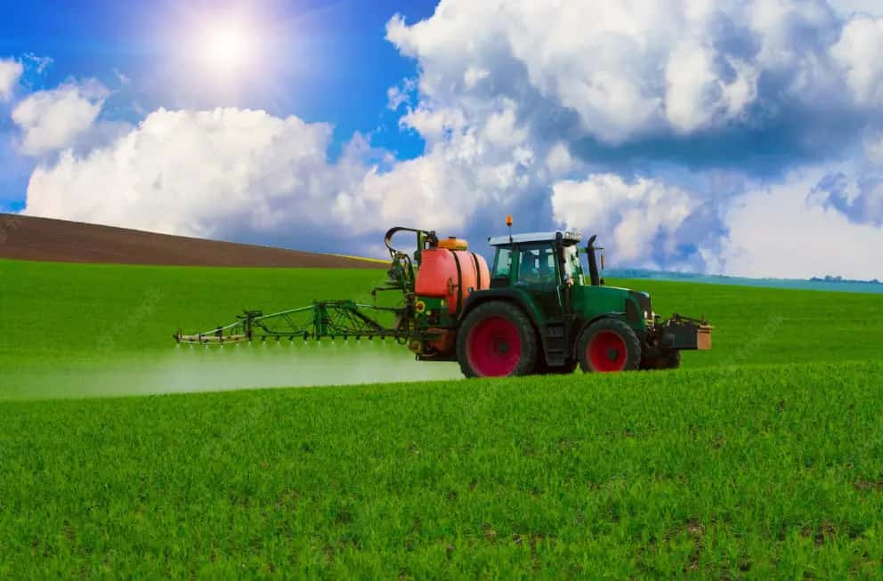 تصویر 3 از سمپاش پشت تراکتوری بوم دار طراحی مهندسی