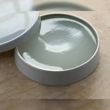 تصویر 1 از وازلین طوسی با پوشش محافظتی و جذب سریع