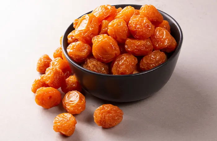 آلو بخارا تیزابی آماده شده با روش خاص و با کیفیت پایدار