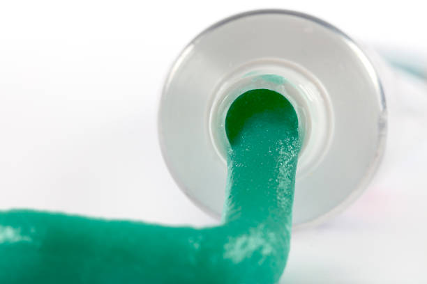 تصویر 4 از خمیر دندان هتلی ژله ای بدون رنگ مصنوعی