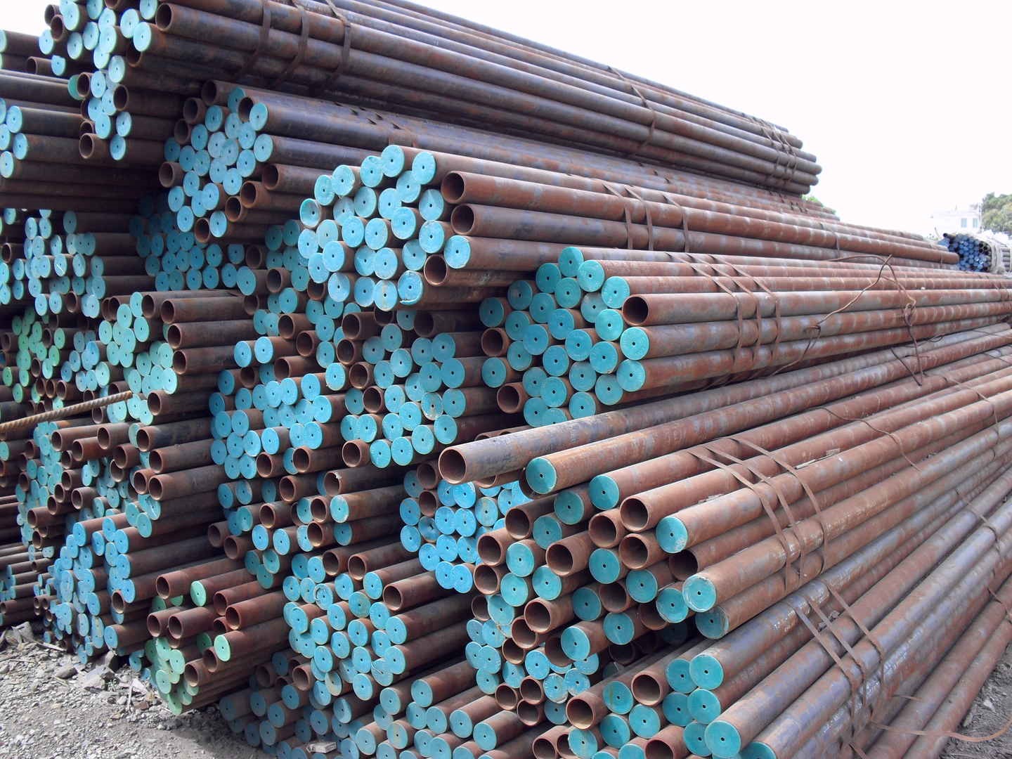 لوله گالوانیزه گرید B با کیفیت عالی برای مصارف حرفه‌ ای