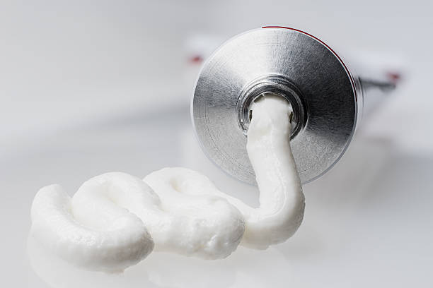 تصویر 5 از خمیر دندان هتلی کوچک با طعم نعنا در بسته بندی تک نفره