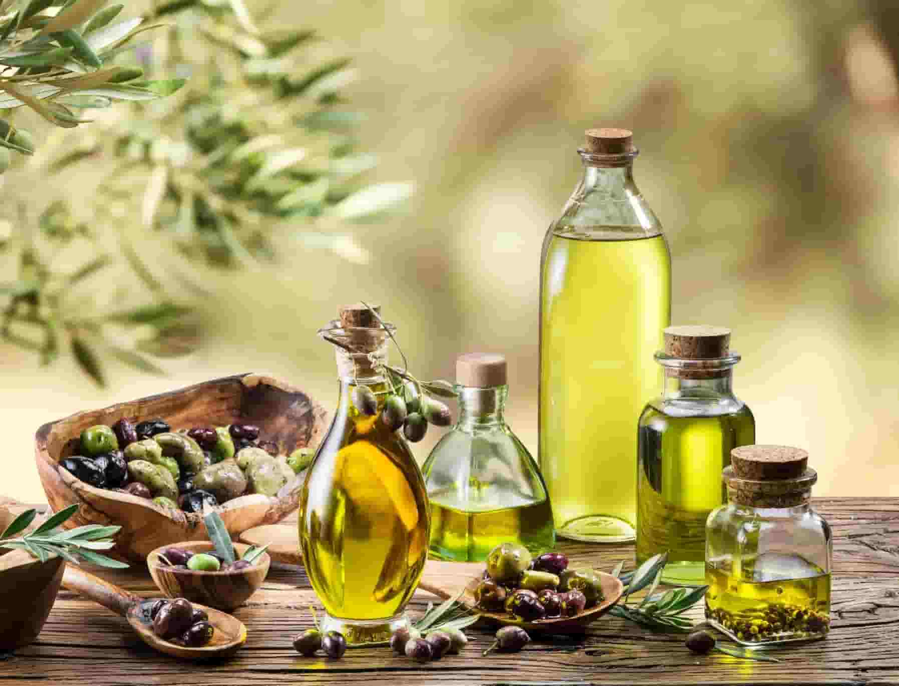 روغن زیتون کریستال ۵ لیتری مناسب رستوران و کترینگ با کیفیت استاندارد