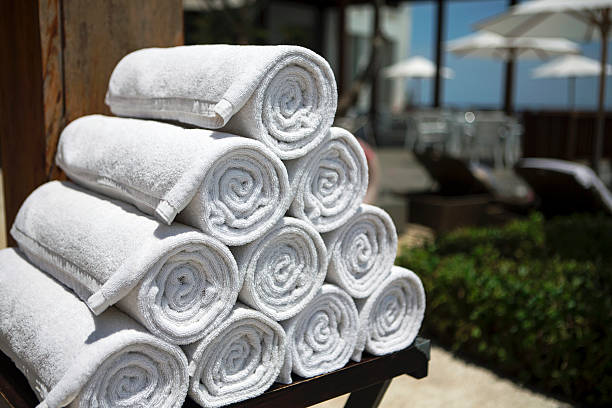 تصویر 3 از حوله کوچک هتلی نخی ضخیم با قدرت جذب بالا