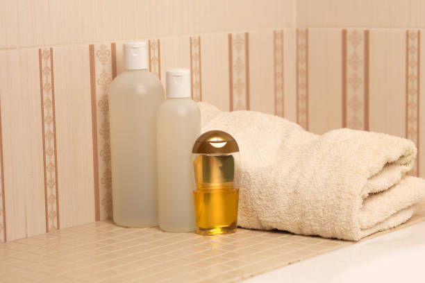 تصویر 3 از شامپو بدن هتلی ایوان حجم کم مناسب استفاده مسافرتی