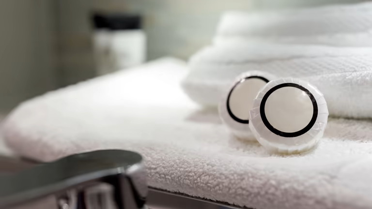 تصویر 2 از صابون مسافرتی هتلی قالبی فشرده با حل شوندگی مناسب