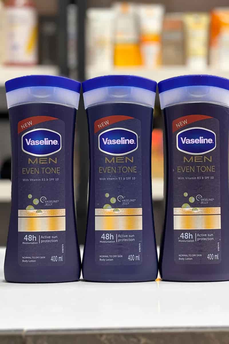 تصویر 2 از وازلین مردانه تغذیه‌ کننده  پوست با اثر فوری