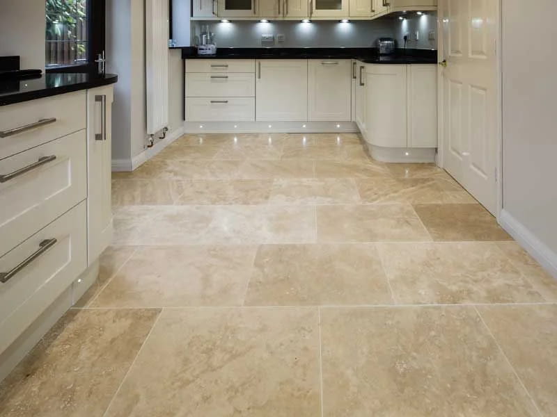 تصویر 1 از سنگ تراورتن برای کف مناسب فضای باز و داخلی