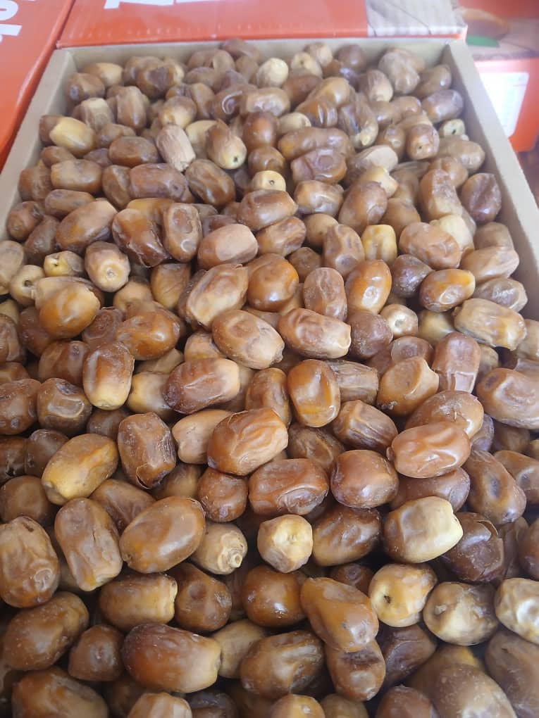 تصویر 2 از خرما زاهدی تامین استان فارس شهرستان فراشبند بهترین کیفیت داخلی صادراتی