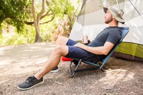 تصویر 3 از صندلی مسافرتی رنگی با جلوه چند طیفی و ساختار متمایز