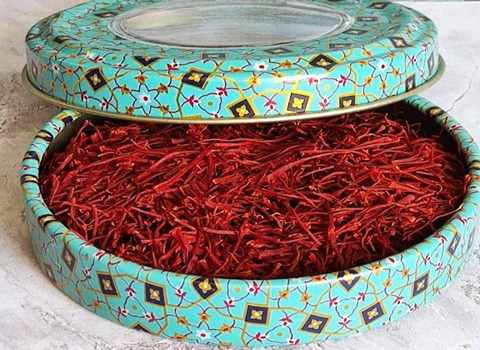 زعفران رشته ای بریده با ماندگاری بالا و طعم طبیعی
