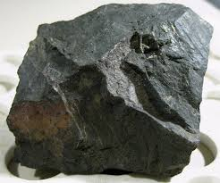 تصویر 2 از مسباره مات و براق سنگی با کیفیتی ویژه