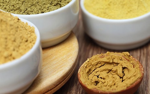 تصویر 1 از حنا هندی مشکی گیاهی با کیفیت بالا و ماندگاری مناسب