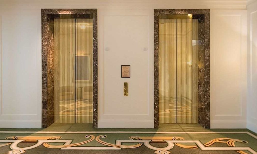 درب آسانسور جمع شو با حرکت نرم