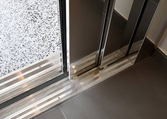 تصویر 4 از درب آسانسور دو لته مناسب نوسازی ساختمان