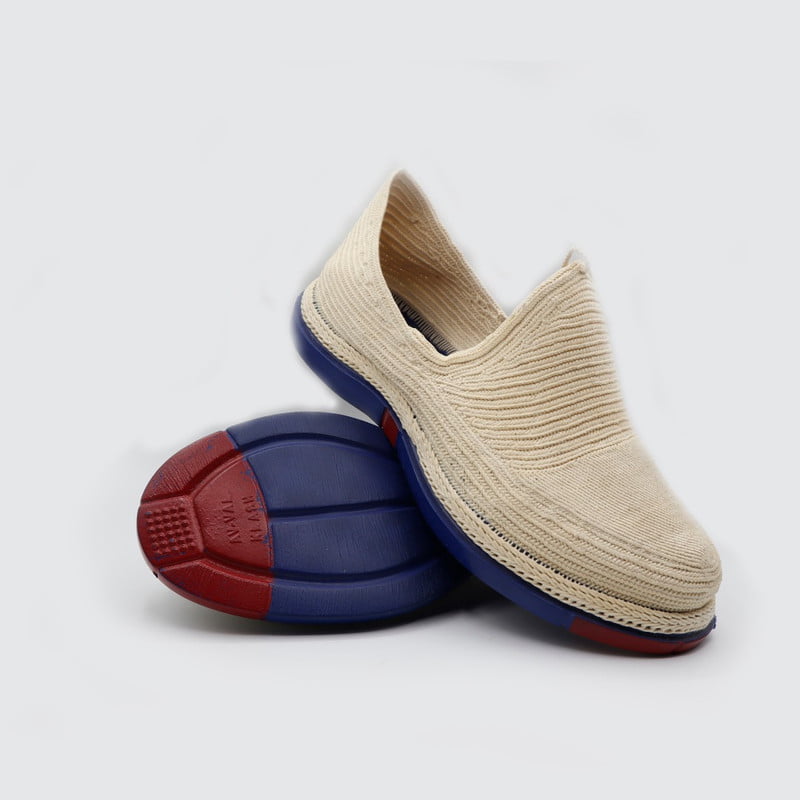 تصویر 4 از کفش مردانه طرح گیوه مناسب استفاده در موقعیت‌ های مختلف