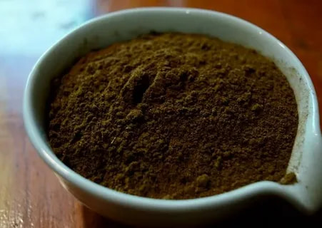 تصویر 3 از حنا سفید پودر آرایشی بدن و ماسک صورت