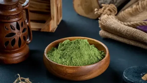 تصویر 4 از حنا فله ای سبز سنتی برای پوست و مو