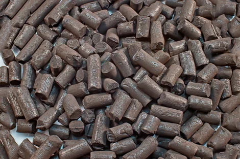 کود مرغی قفسی با ارزش غذایی بالا و تجزیه سریع در خاک