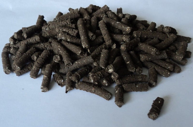 تصویر 4 از کود مرغی قفسی با ارزش غذایی بالا و تجزیه سریع در خاک