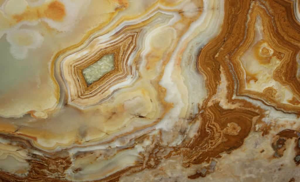 تصویر 4 از سنگ مرمر هفت رنگ باظاهری درخشان و عالی