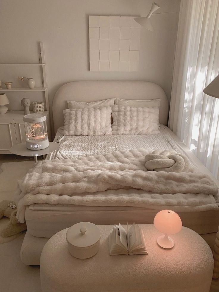 تصویر 3 از روتختی دو نفره طرح گل برجسته با پارچه میکرو فایبر لطیف