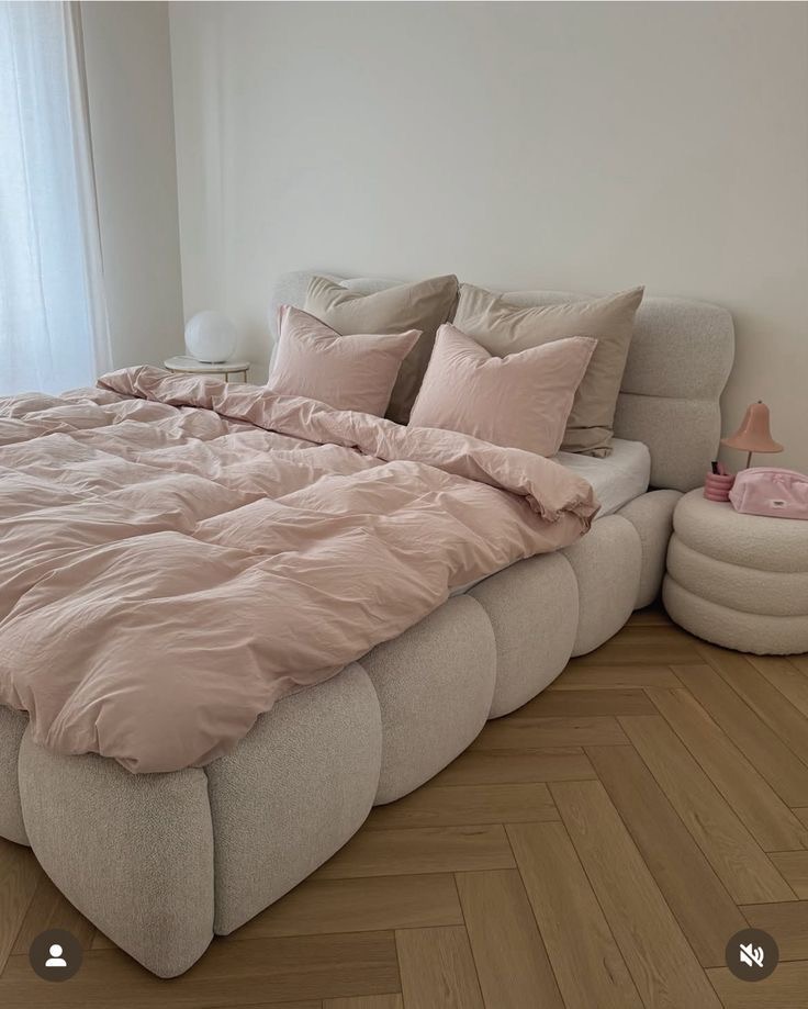 تصویر 4 از روتختی دو نفره طرح گل برجسته با پارچه میکرو فایبر لطیف